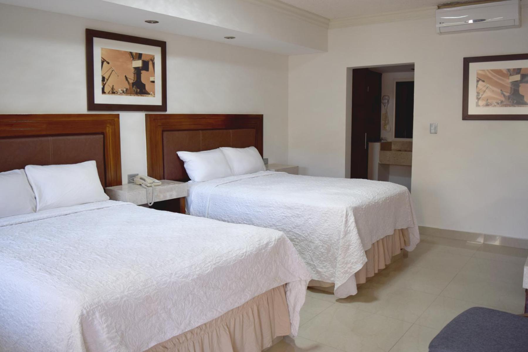 Hotel San Ignacio Inn Torreon Exterior photo